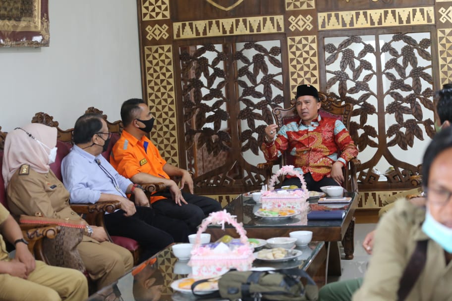 Bupati Lampung Barat Lakukan Audiensi Dengan FTG Universitas Padjadjaran, Bahas Geopark Suoh