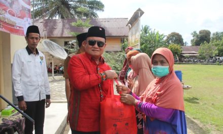 Wakil Bupati Lampung Barat buka pasar murah kecamatan Suoh