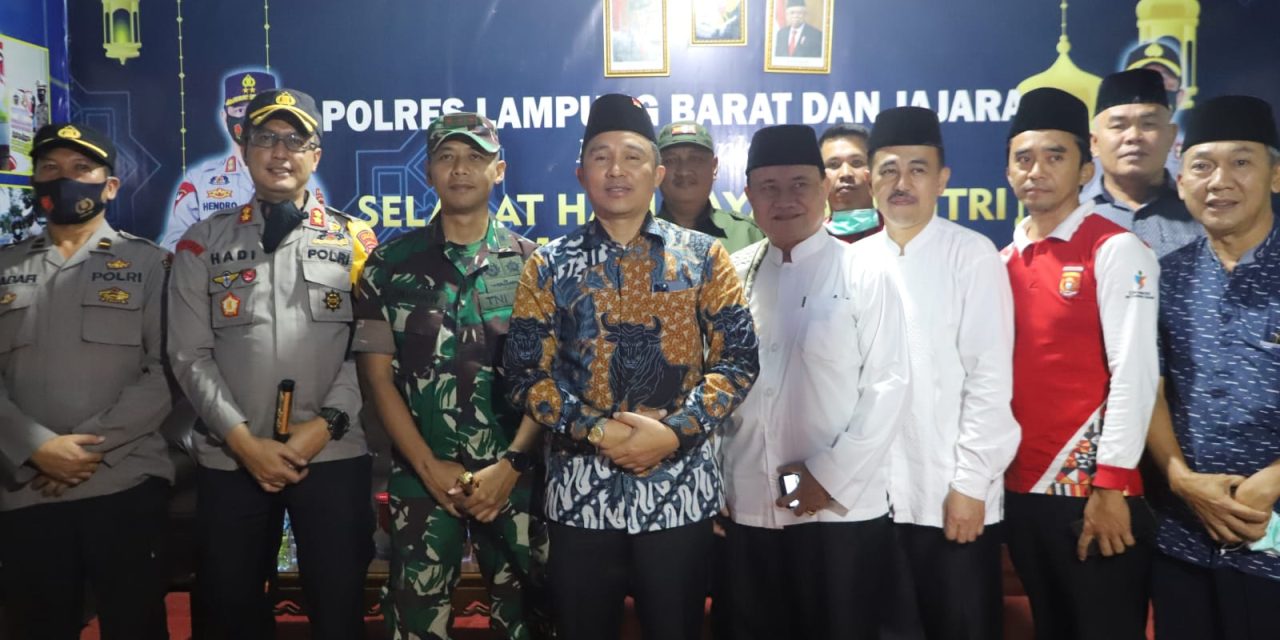 PM Tinjau Pos Pelayanan Lebaran Tahun 2022 yang Digelar Polres Lampung Barat