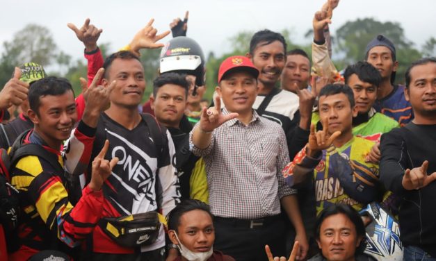 Bupati Lampung Barat Hadiri Penutupan Gas Amal Di Kecamatan Sekincau