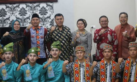 Bupati dan Wakil Bupati Lampung Barat Lakukan Ramah Tamah Dengan Keluarga Besar Lampung Sai
