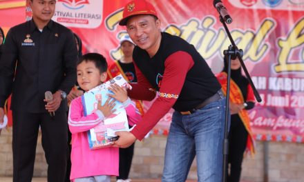Bupati Parosil Menghadiri Gelar Festival Literasi Kabupaten Lampung Barat