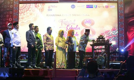 Bupati Lampung Barat Membuka Secara Langsung Kharisma Event Nusantara Festival Sekala Bekhak VIII