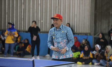 Bupati Lampung Barat Secara Resmi Membuka Turnamen Tenis Meja