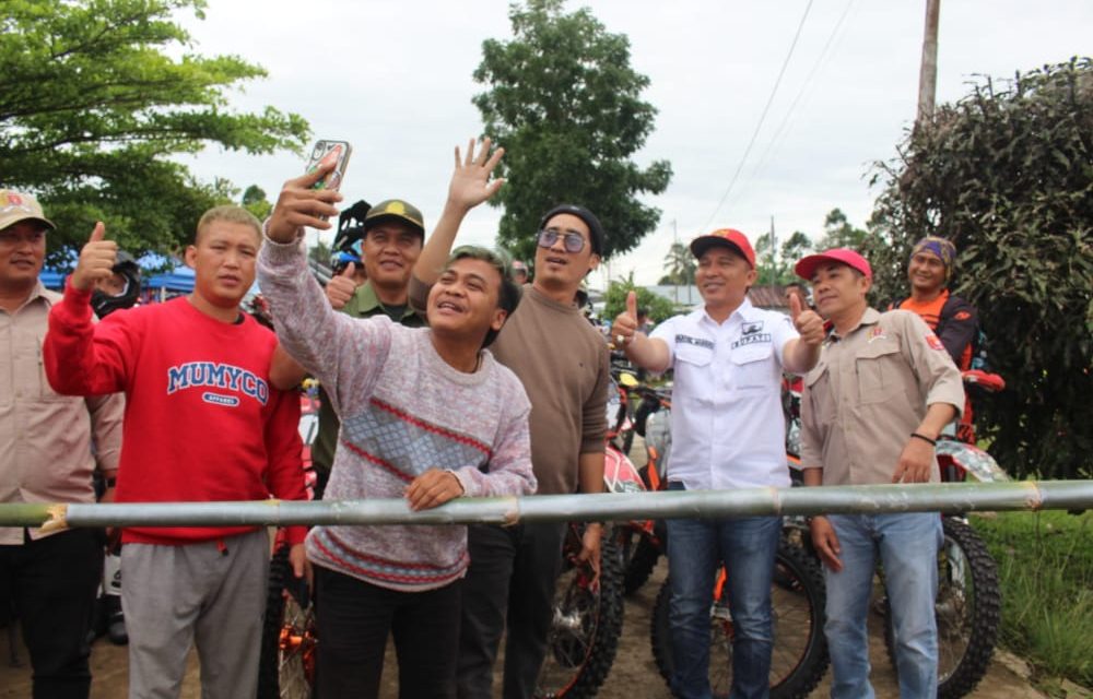 Bupati Parosil Melepas 250 Anggota Motor Cross Dikecamatan Kebun Tebu