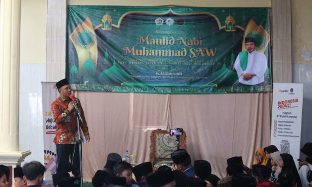 Hadiri Peringatan Maulid Nabi, Bupati Parosil Sebut momentum menambah ilmu dan memperkuat keimanan