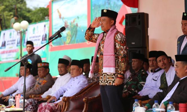 Peringatan Hari Santri Nasional Tahun 2022, Bupati Parosil bertindak Selaku Inspektur Upacara