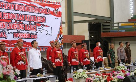 Bupati Parosil hadiri Pembinaan Pemantapan Ideologi Pancasila Bagi Aparatur Pekon dan Kelurahan