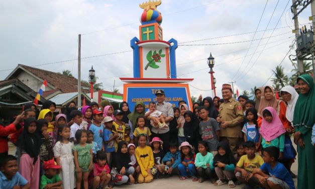 Resmikan Tugu Kerukunan, Bupati Parosil Sebut Simbol Kerukunan Dan Kedamaian