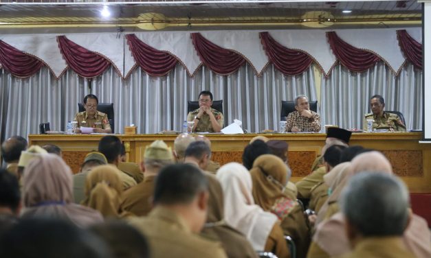 Pj. Bupati Lambar pimpin rapat pelaksanaan perencanaan dan penganggaran Tahun 2023