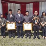 Pemkab Lambar terima penghargaan Paritrana Award Tingkat Provinsi Lampung tahun 2022.