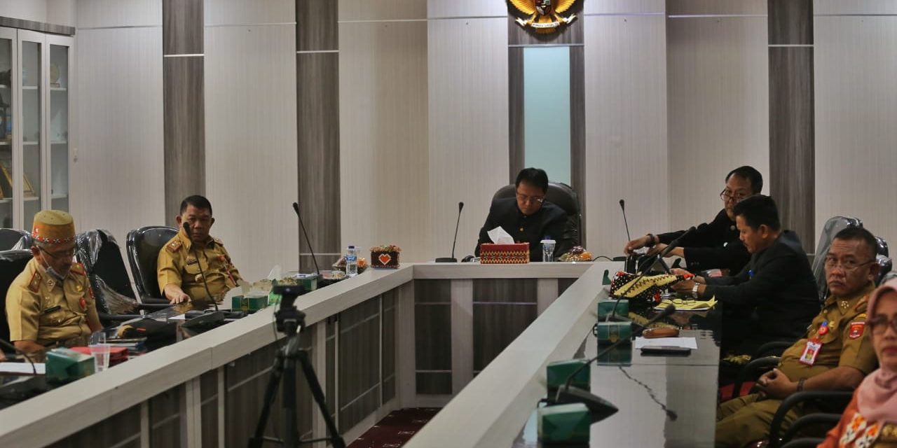 Dukung KPK Berantas Korupsi, Pemkab Lambar Ikuti Rakor Pemberantasan Korupsi Daerah