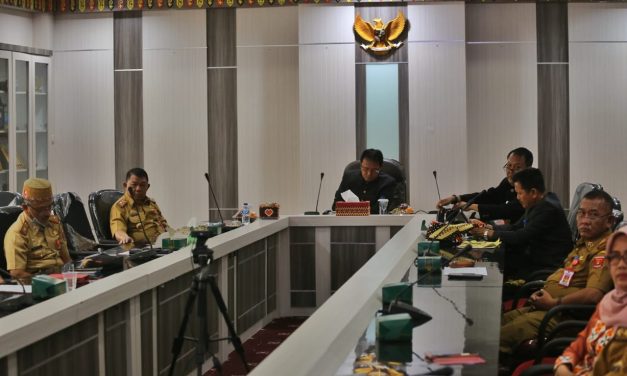 Dukung KPK Berantas Korupsi, Pemkab Lambar Ikuti Rakor Pemberantasan Korupsi Daerah