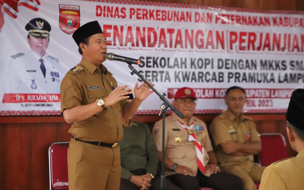 Tingkatkan Dunia Perkopian, Pemkab Lampung Barat Lakukan MoU dengan MKKS SMA/SMK dan Kwarcab Pramuka