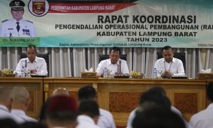 Buka Rakor POP Triwulan II Tahun 2023, Pj. Bupati Lambar  Minta Jajaran Mengambil Langkah Strategis