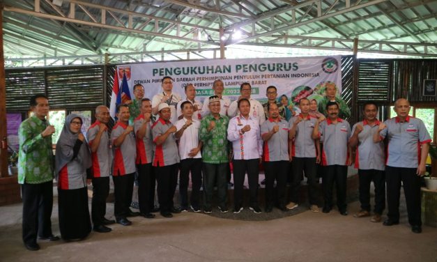 Pj. Bupati Nukman hadiri pengukuhan DPD Perhiptani Kabupaten Lampung Barat