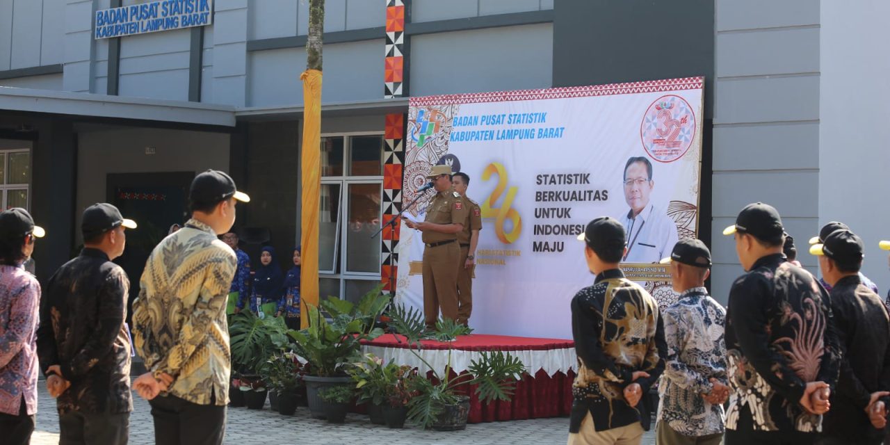 Pj. Bupati Lampung Barat Pimpin Upacara Peringatan Hari Statistik Nasional Tahun 2023.