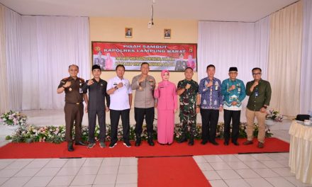 Pj. Bupati Nukman Apresiasi Kinerja Pejabat Lama Kapolres Lampung Barat.