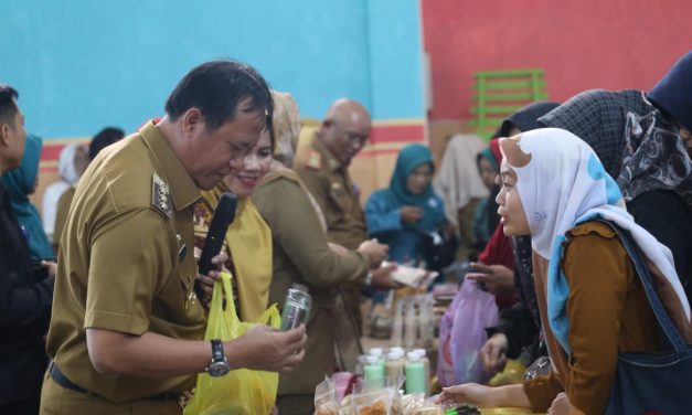 Hadiri Musrenbang Kecamatan, Ketua PLB Usulkan Pusat Oleh-oleh, Ini Tanggapan Pj. Bupati Lambar.