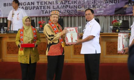 Pj Bupati Nukman Launching Aplikasi SRIKANDI dan Buka Acara Bimtek Implementasi SRIKANDI.