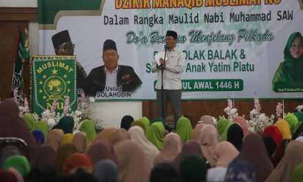 Hadiri Pengajian Akbar Maulid Nabi SAW, Nukman : Jadikan Momentum Meneladani Sifat Dan Perilaku Rasululloh SAW.