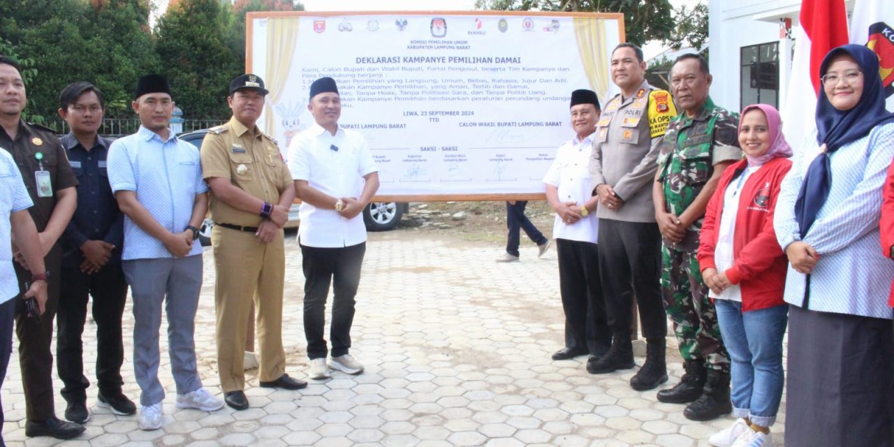 Pj. Bupati Nukman hadiri penandatanganan deklarasi kampanye damai pemilihan bupati dan wakil bupati Lampung Barat