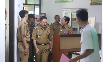 Pastikan Kedisiplinan Pegawai, Wabub Mad Hasnurin Lakukan Sidak Kepada OPD