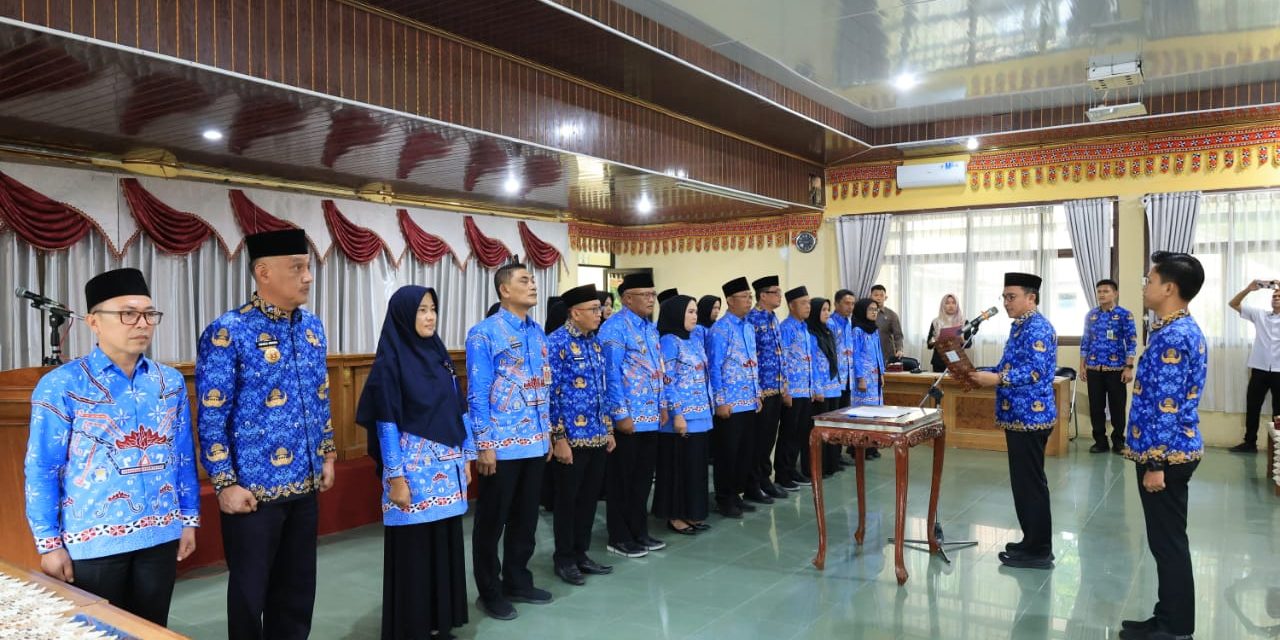 Parosil Mabsus Resmi Melantik Tim Pembina Posyandu Kabupaten Lampung Barat 2025-2030