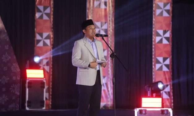 Bupati Lambar Apresiasi Muli Mekhanai, Harapkan Jadi Duta Peningkatan Pariwisata